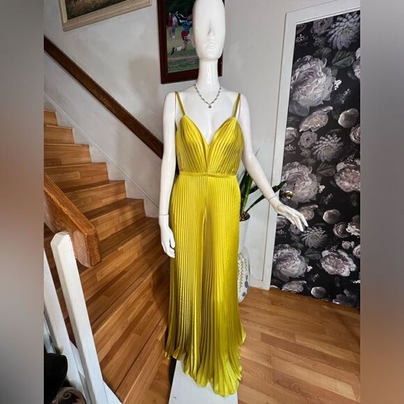 Anthropologie Ieena for Mac Duggal Pleated Wide-Leg Jumpsuit / Size 4 - Picture 7 of 11